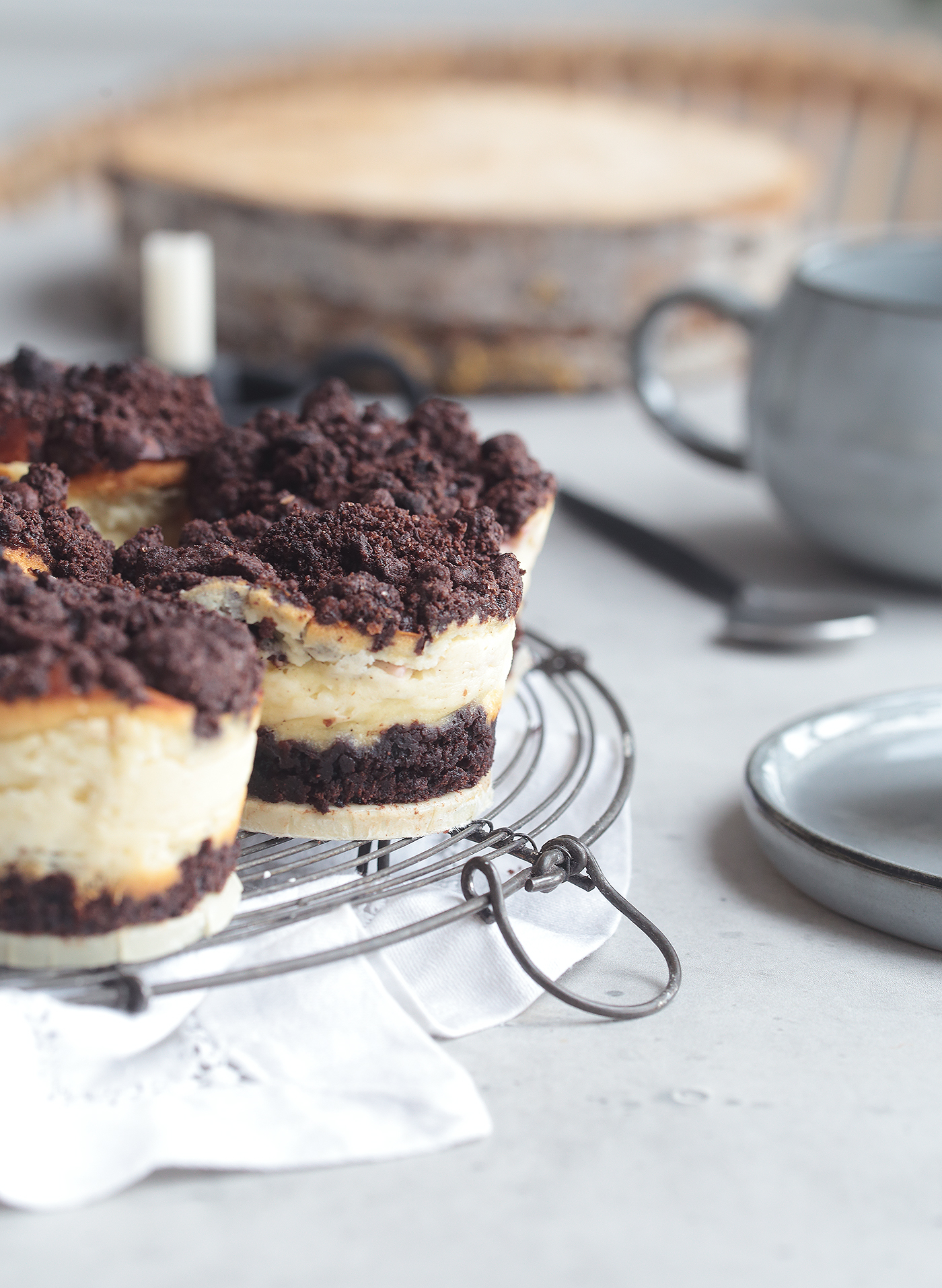 Käsekuchen-Streusel-Muffins mit Kirschen - Puppenzimmer.com
